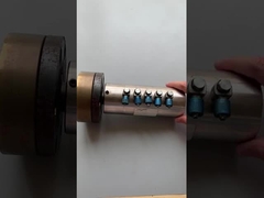 A partir de 1 de janeiro de 2017, a Comissão deve apresentar ao Conselho e ao Parlamento Europeu uma proposta de regulamento que estabeleça as regras de execução do Regulamento (CE) n.o 765/2008.