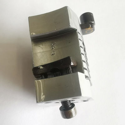 Máquina de número de letra de 6 dígitos reversa com material de ferro e longa vida útil para peças de impressão