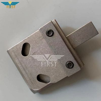 Placa borboleta com cabeça de 45 pregos para máquina de unhas de sela - base de segurança resistente à corrosão de tamanho padrão
