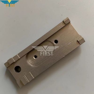Fecho de livro universal para máquina de costura Muller Martini 3214 - Material de aço/metal Parte sobressalente de tamanho padrão