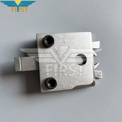 Quadro de cabeça de prego em forma de borboleta Base plana de prego com configuração de 75 cabeças para posicionamento estável de prego em máquinas de pregar sela